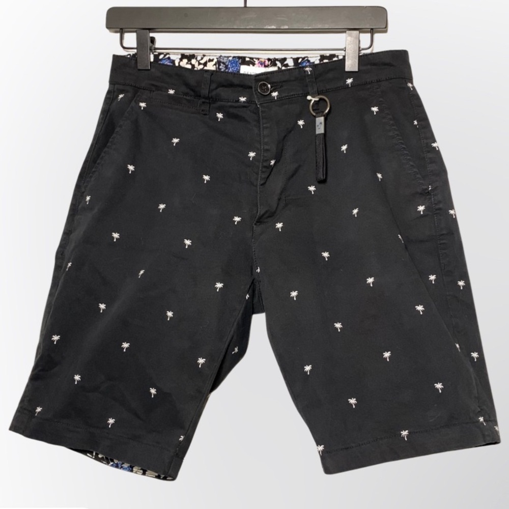 Denim & Flower Tropical Pattern Shorts